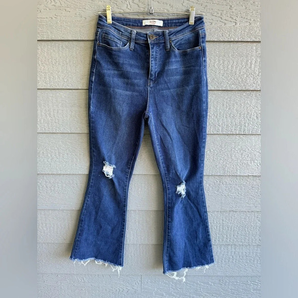 California Vintage Denim - California Vintage Women Size 8 Blue Flare Distressed Medium Wash Stretch Jean
